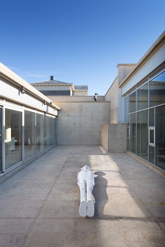 Sculpture at Studio aan Zee